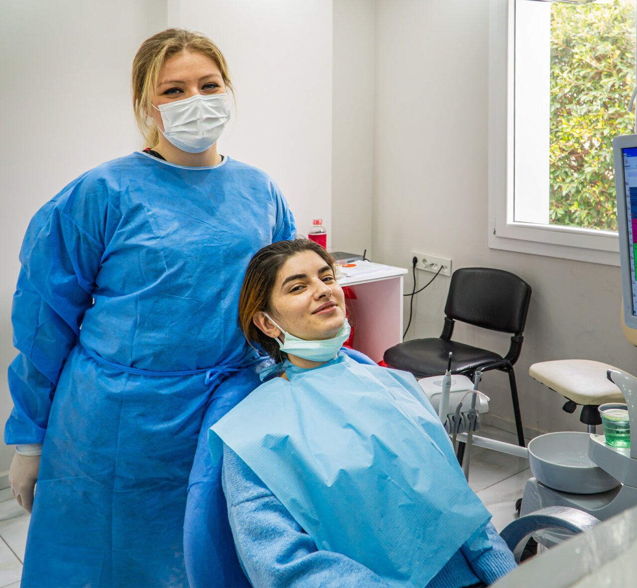 https://www.dentartport.uk/wp-content/uploads/2021/03/dent-port-smile-1280x1182.jpg